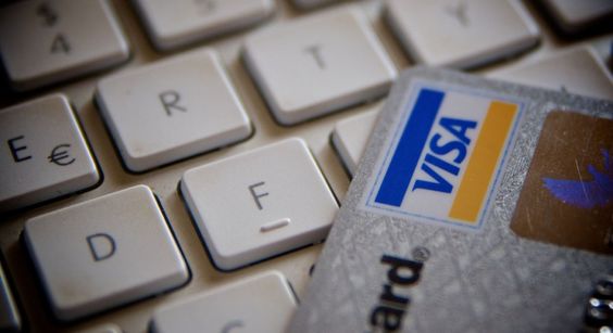 Retail Rewards Credit Cards: Shopping Smarter